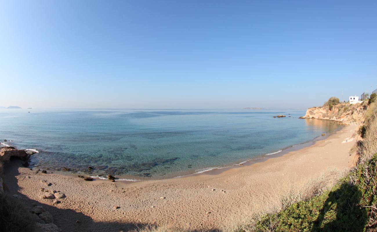 Foto de Kritikos Beach con arena fina y guijarros superficie