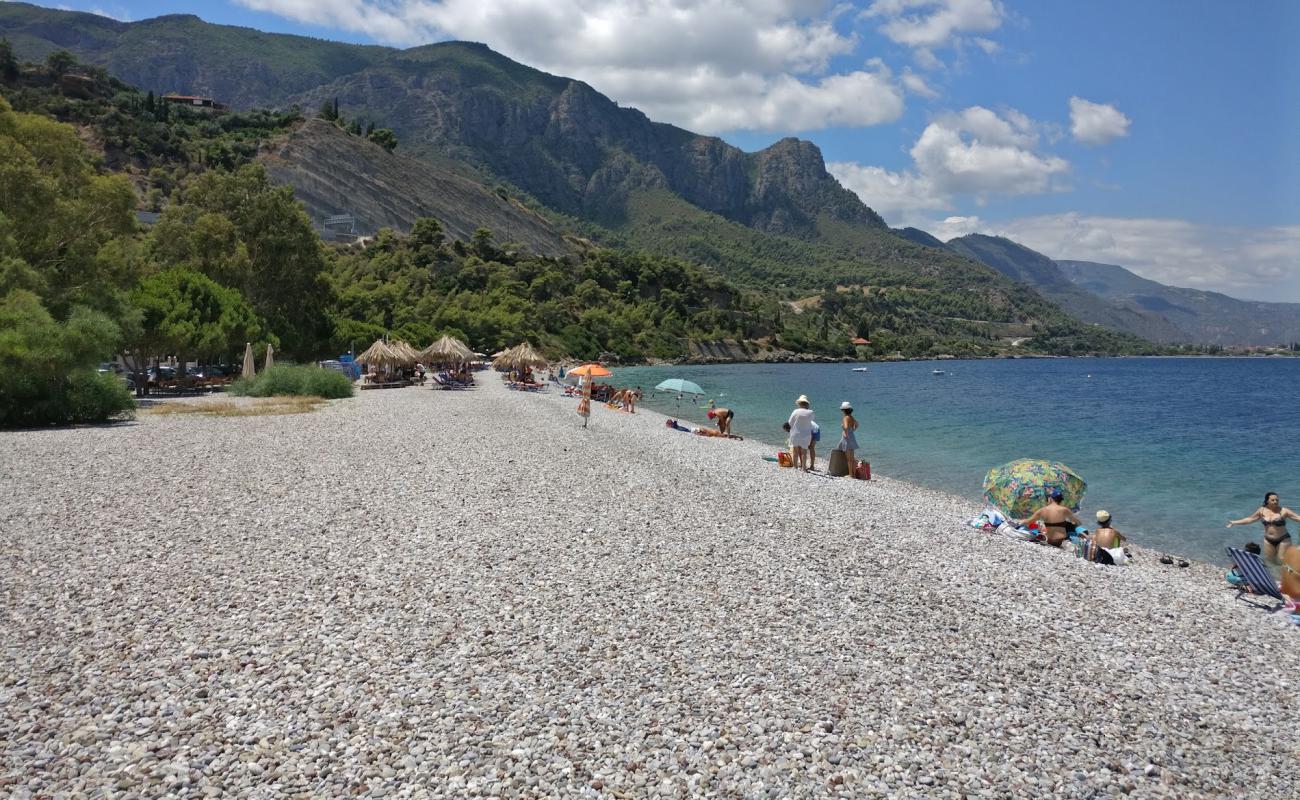 Foto de Paralia Pounta con guijarro fino gris superficie