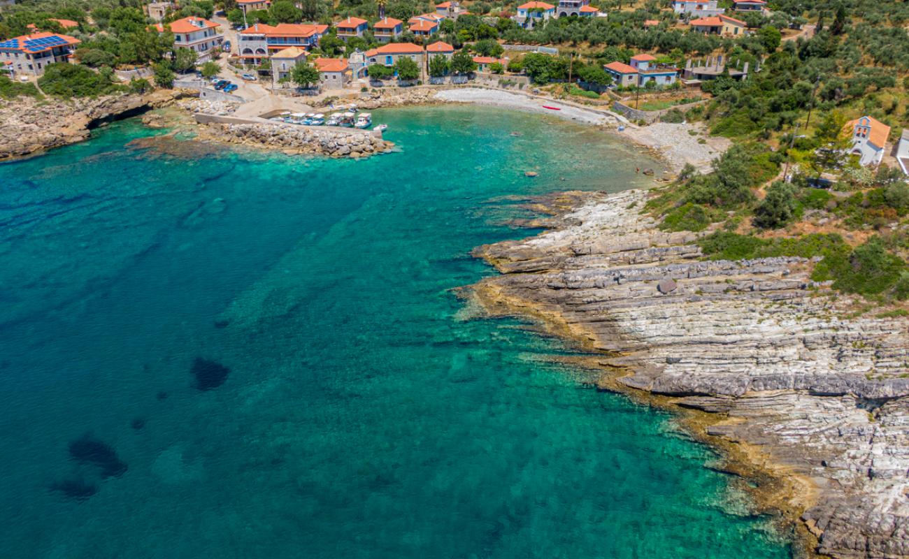 Foto de Agios Dimitrios beach con guijarro gris superficie