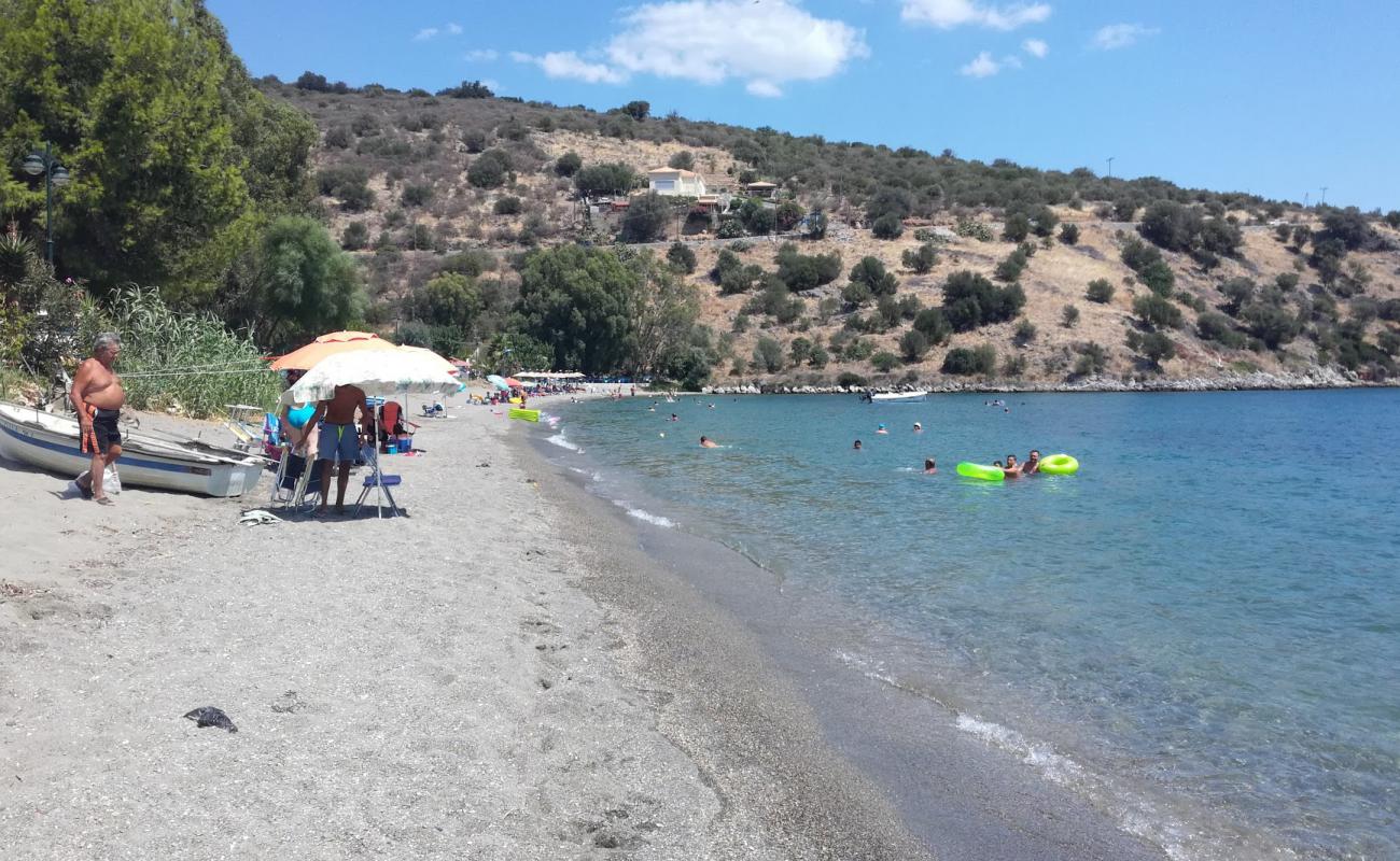 Foto de Kamares beach II con guijarro fino gris superficie