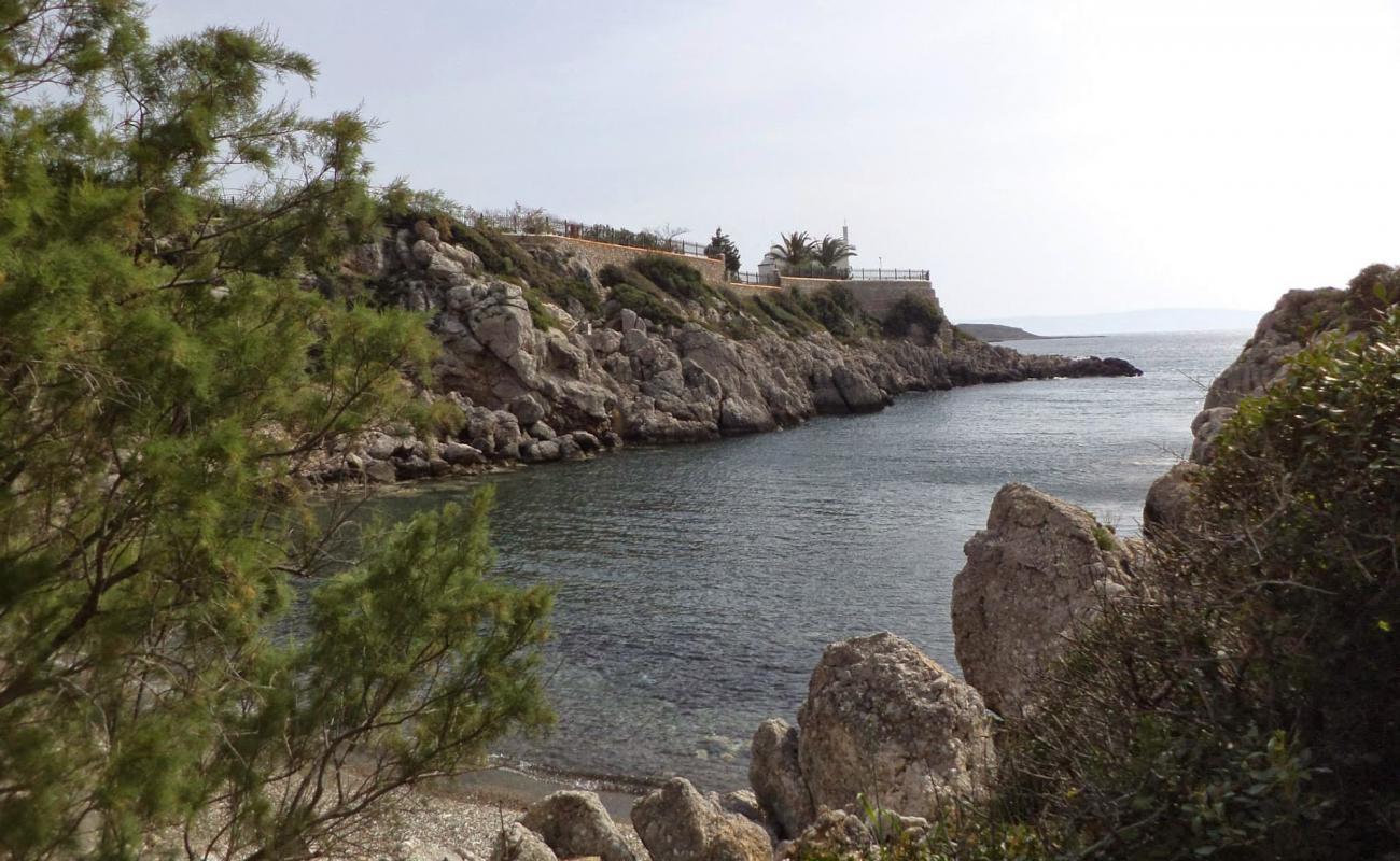 Foto de Paleokastro beach con guijarro gris superficie