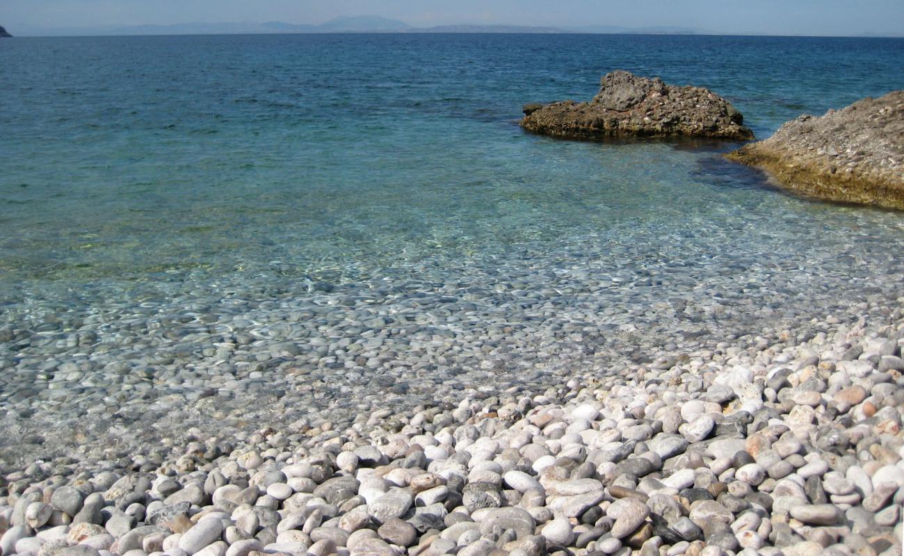 Foto de Kapsala beach con guijarro gris superficie