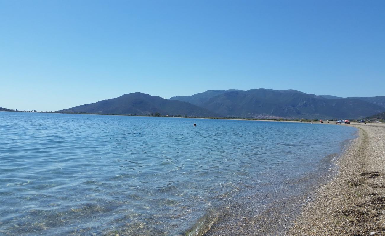 Foto de Portes Beach con arena fina y guijarros superficie