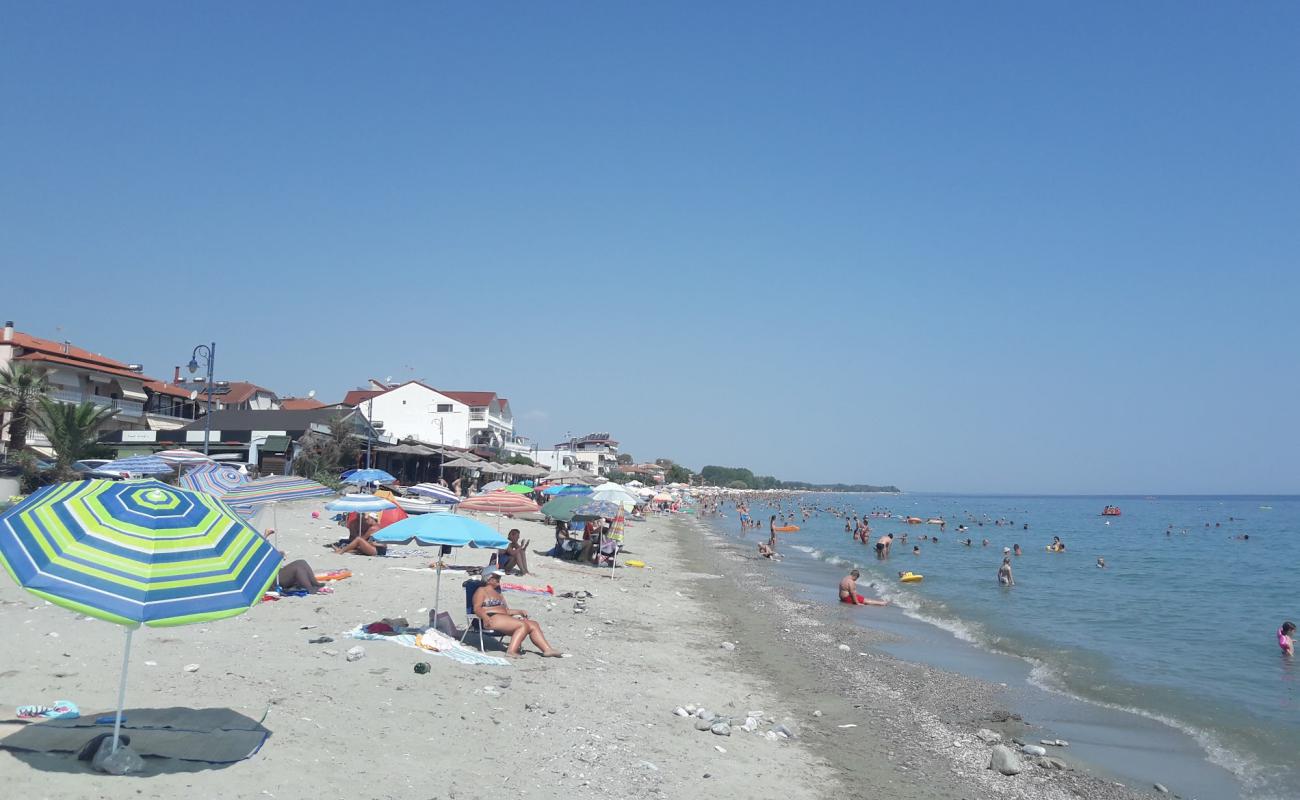 Foto de Leptokaria beach III con arena gris y guijarros superficie