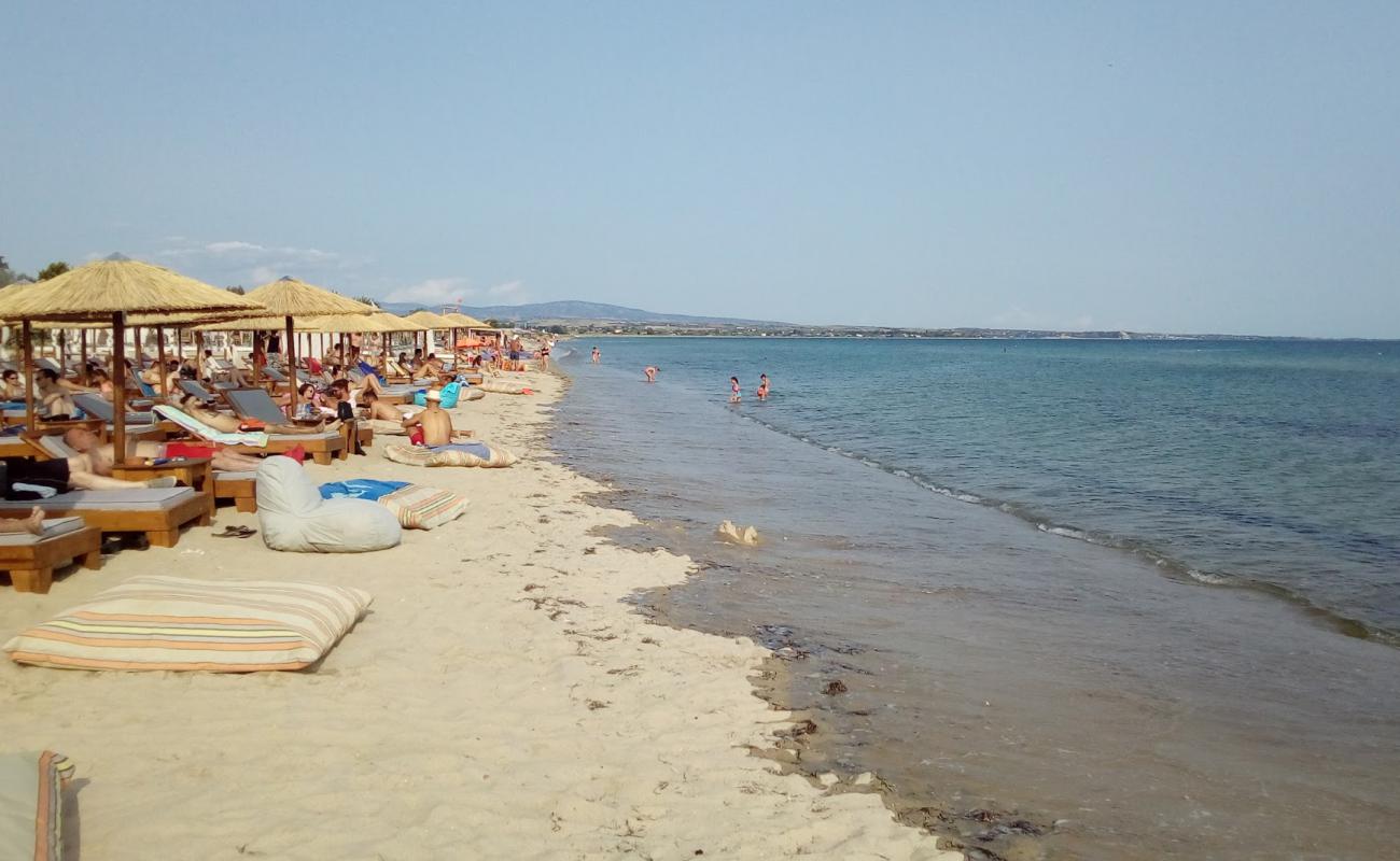 Foto de Playa Virgen de la Riviera con arena brillante superficie