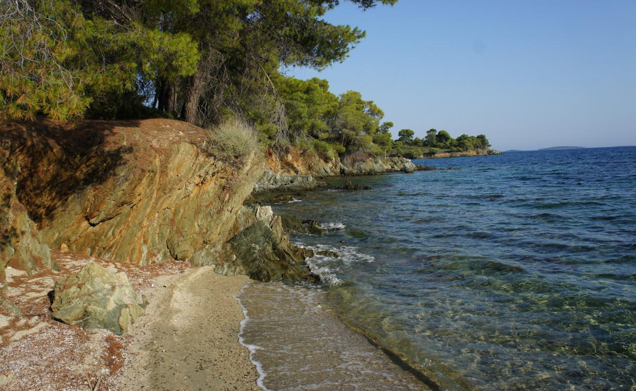 Foto de Agios Kyriaki beach IV con arena fina y guijarros superficie