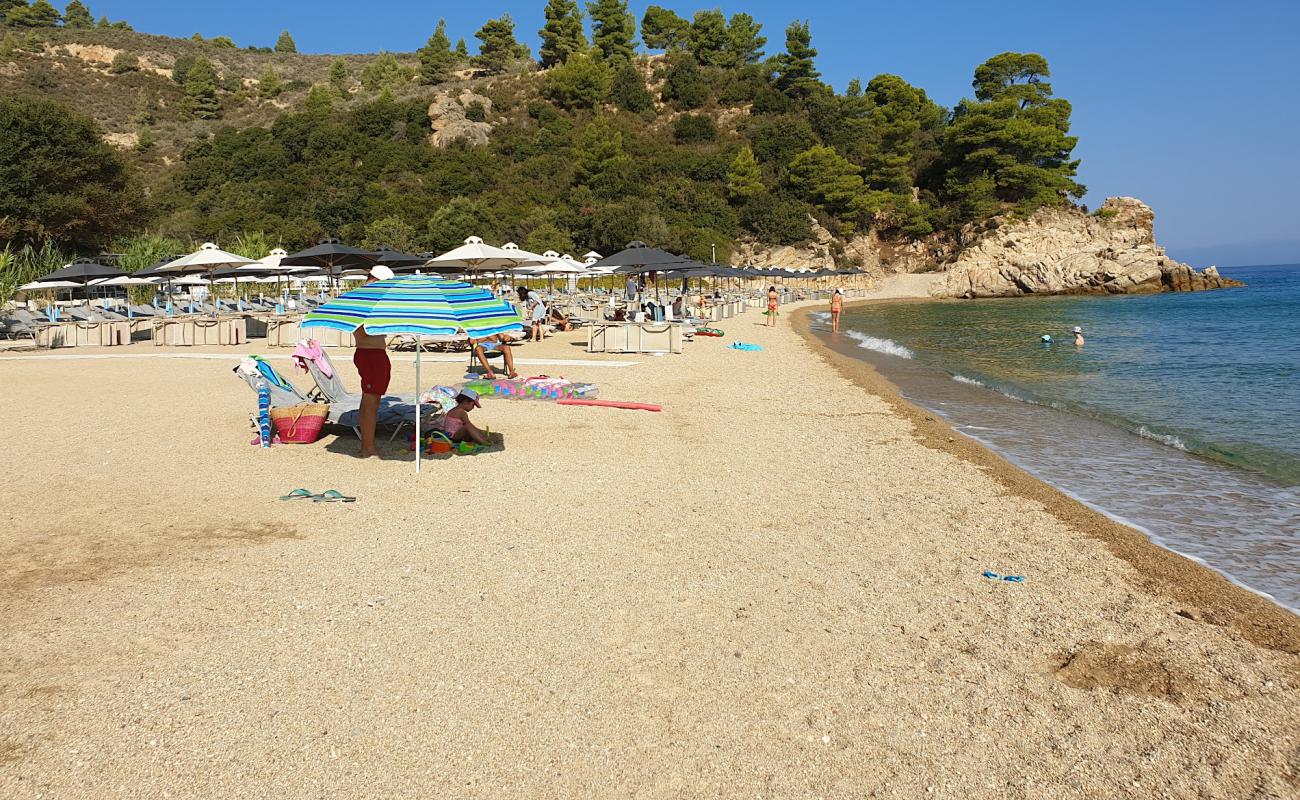 Foto de Playa Oneiro Akti con arena brillante superficie