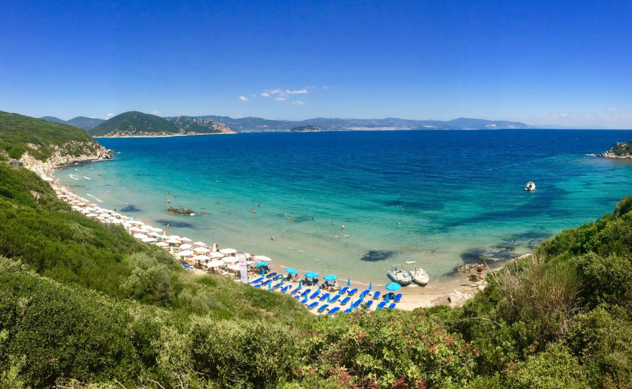 Foto de Playa Vrasidas con arena brillante superficie