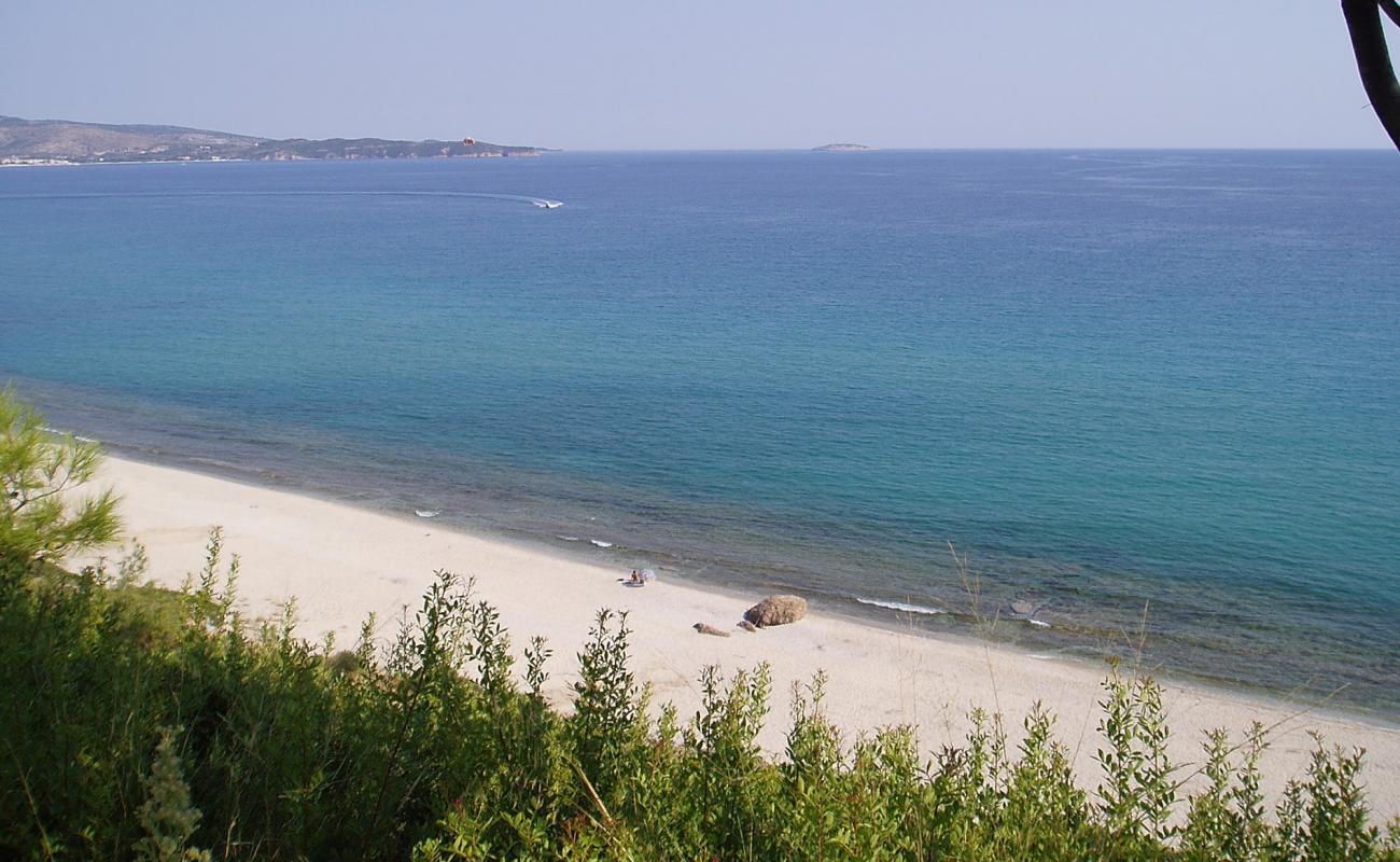 Foto de Trypiti beach II con guijarro fino claro superficie