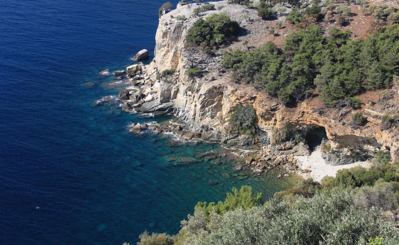 Foto de Arsanas beach II con piedra superficie