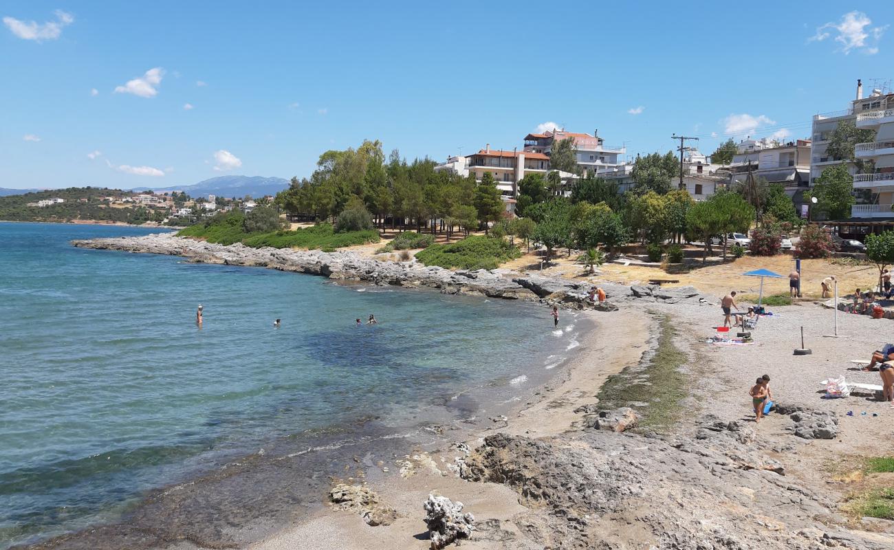 Foto de Panagia Faneromeni con arena gris superficie