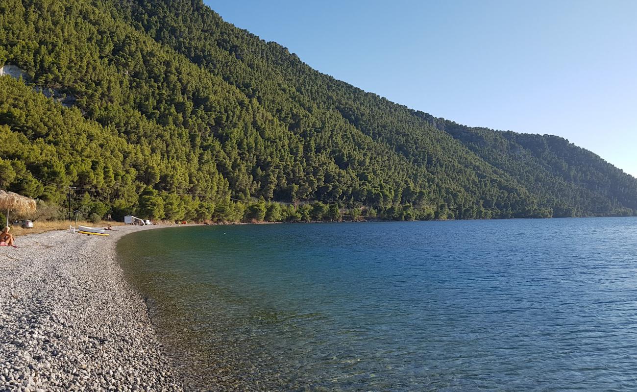 Foto de Crocidas beach con guijarro gris superficie