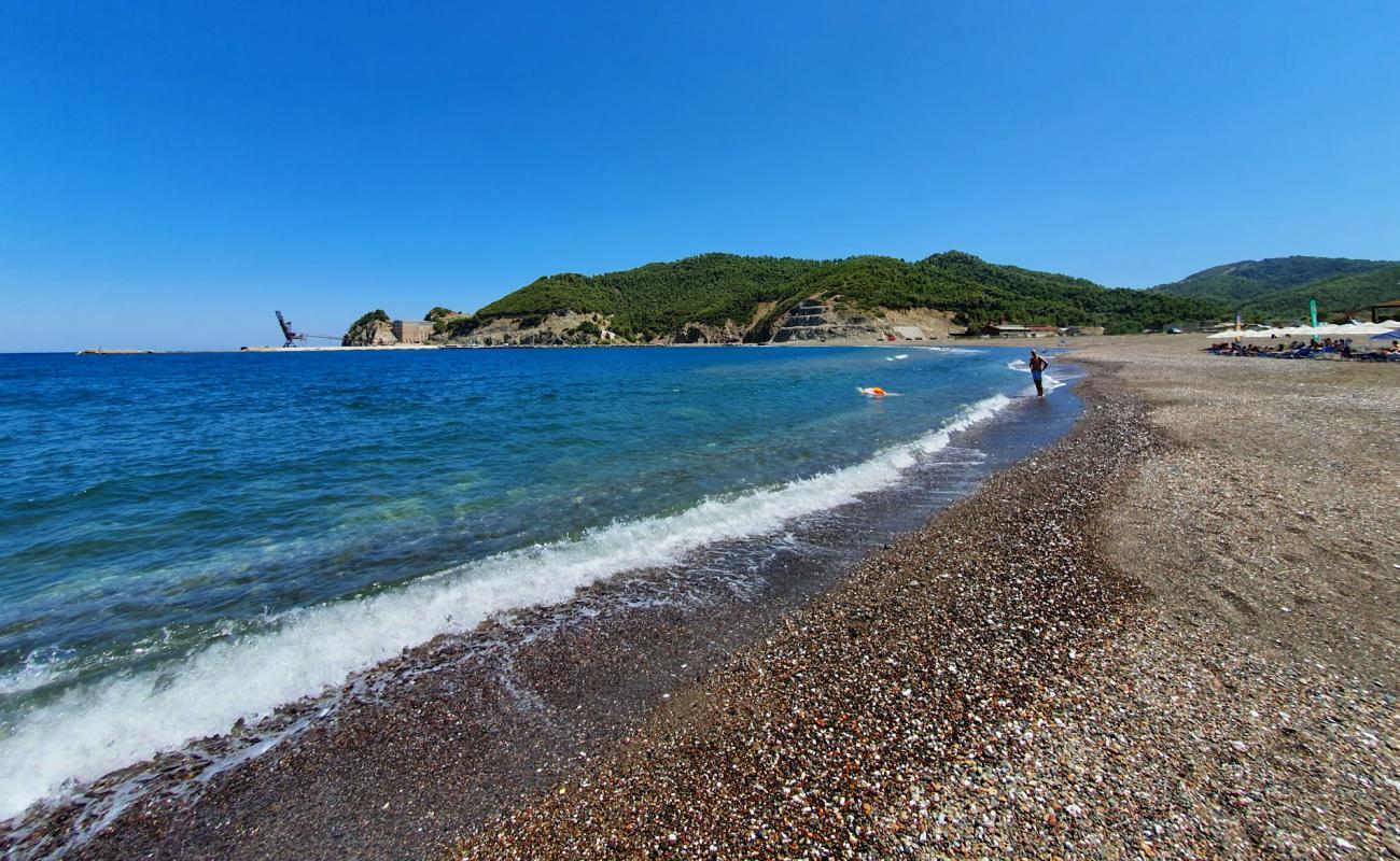 Foto de Kymasi beach con guijarro fino oscuro superficie