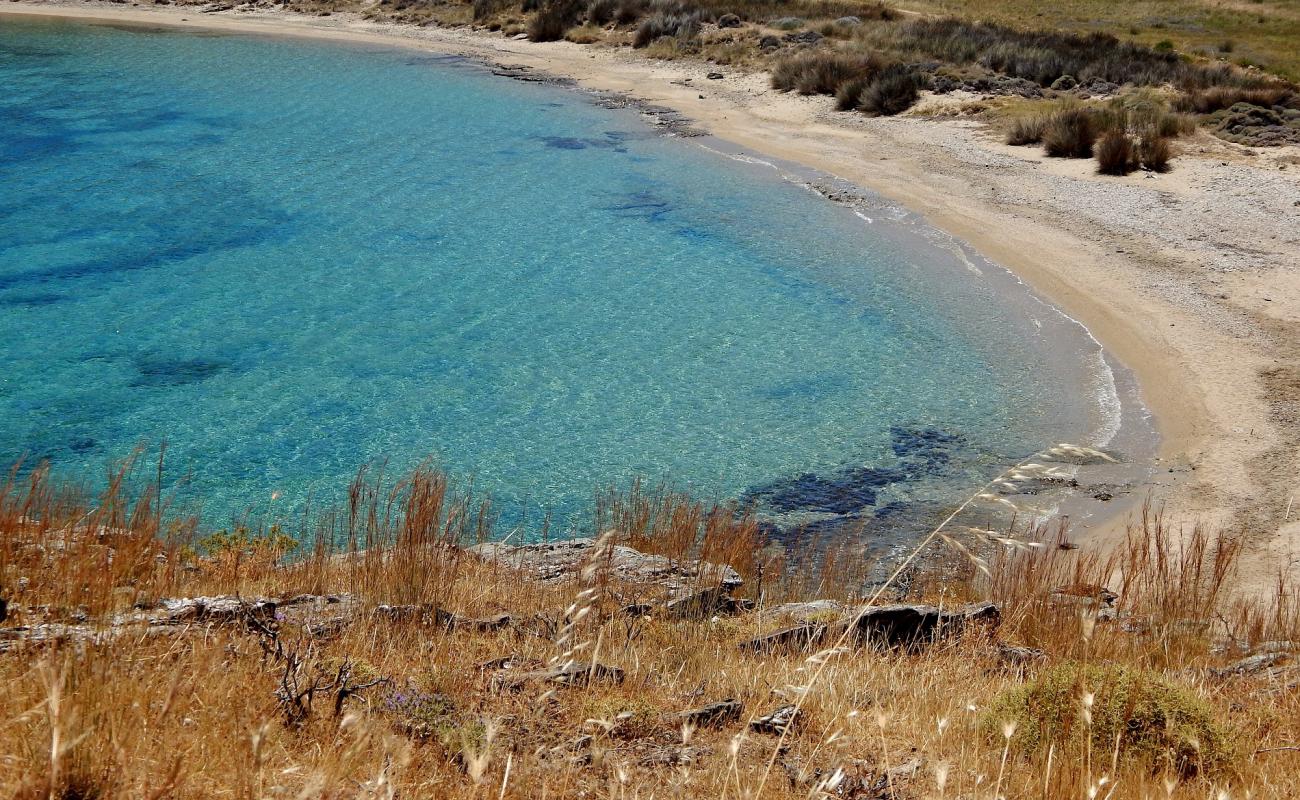 Foto de Kastri beach con guijarro fino claro superficie