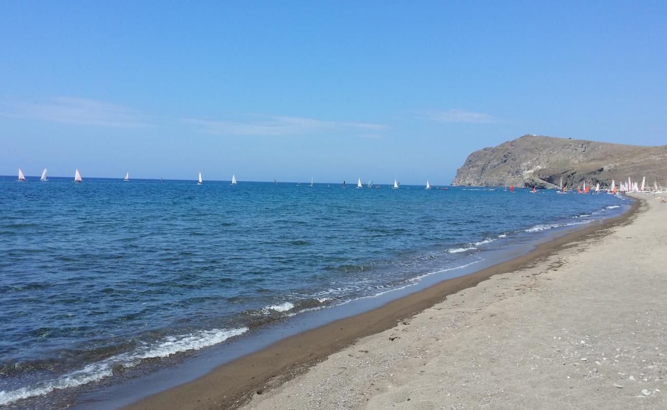 Foto de beach of Eresos con arena oscura superficie