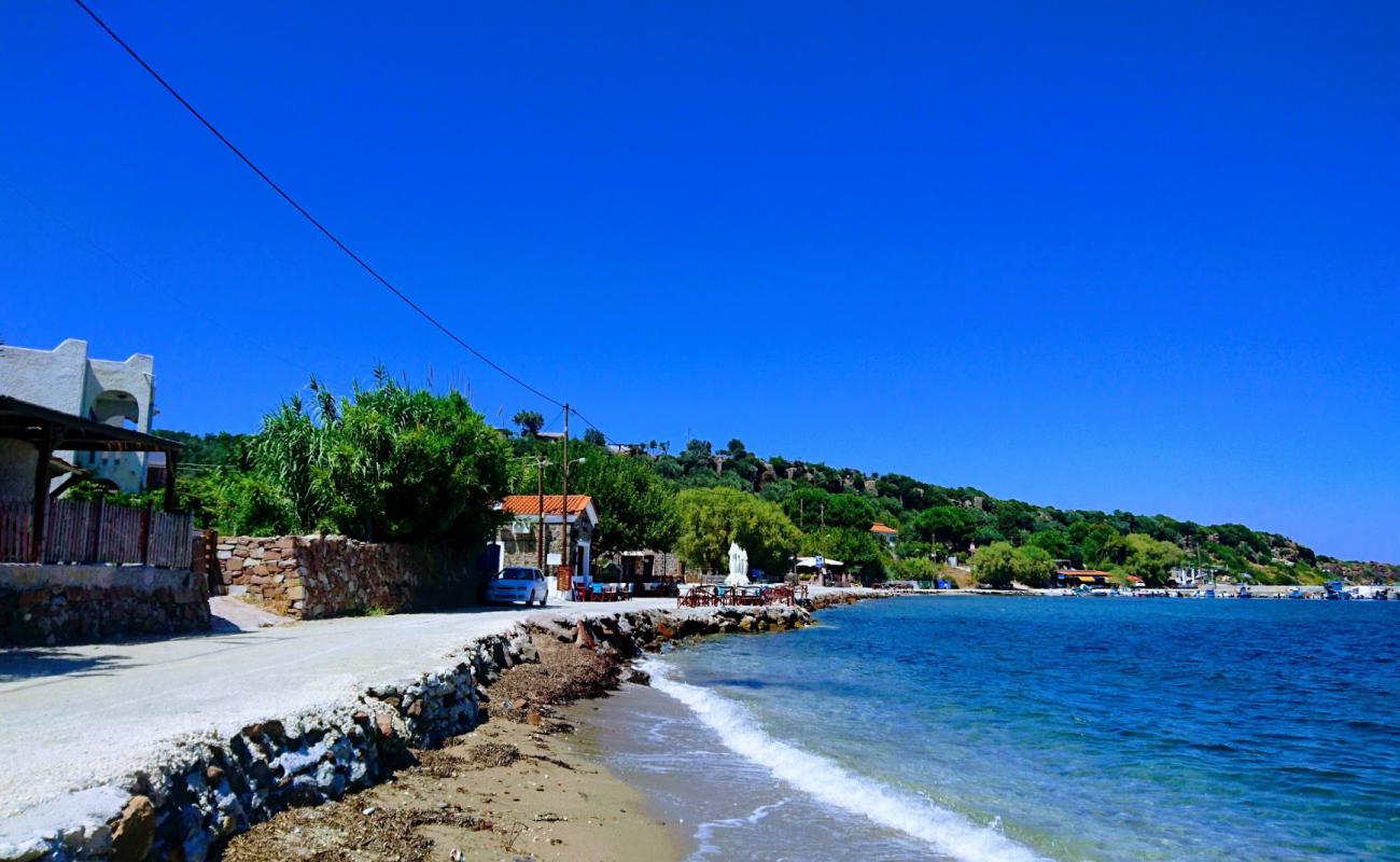 Foto de Playa Smkra Smyrnios III con guijarro ligero superficie