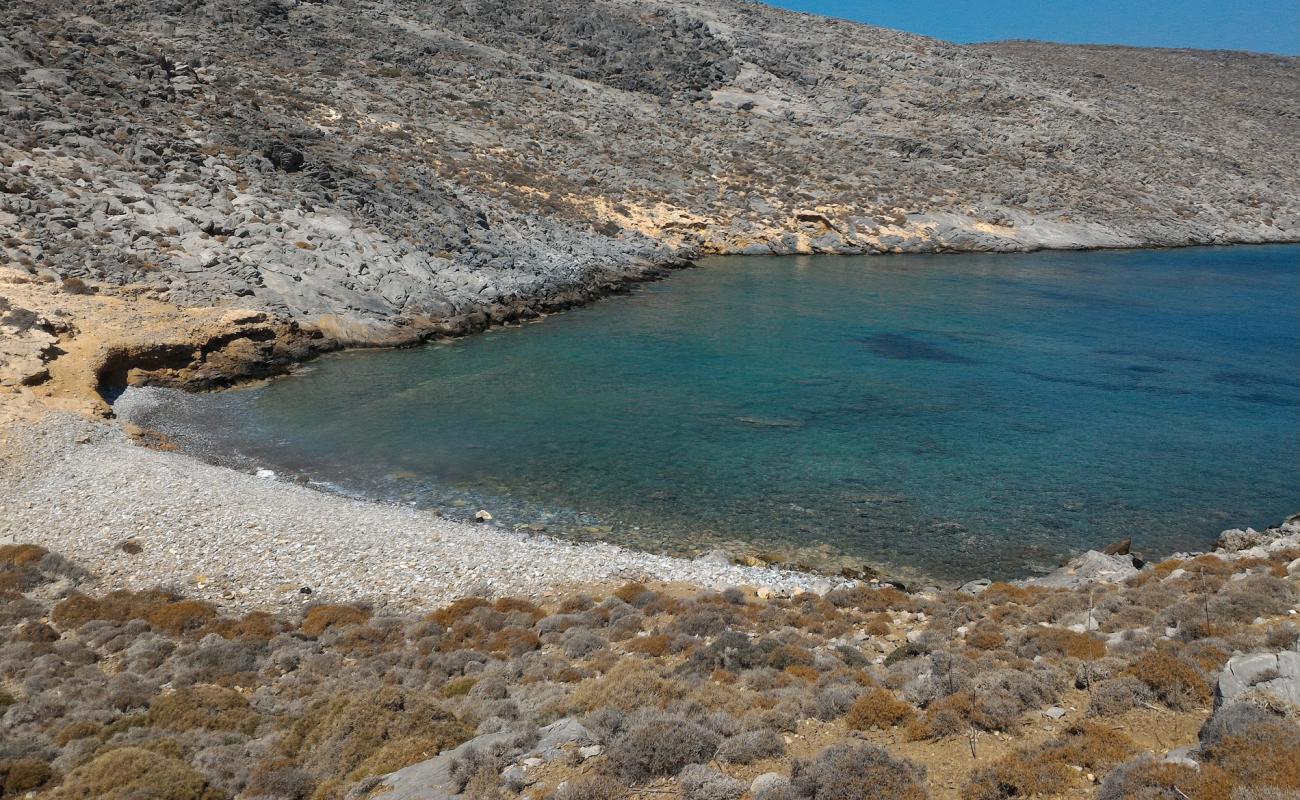 Foto de Spiaggia delle capre con guijarro fino claro superficie