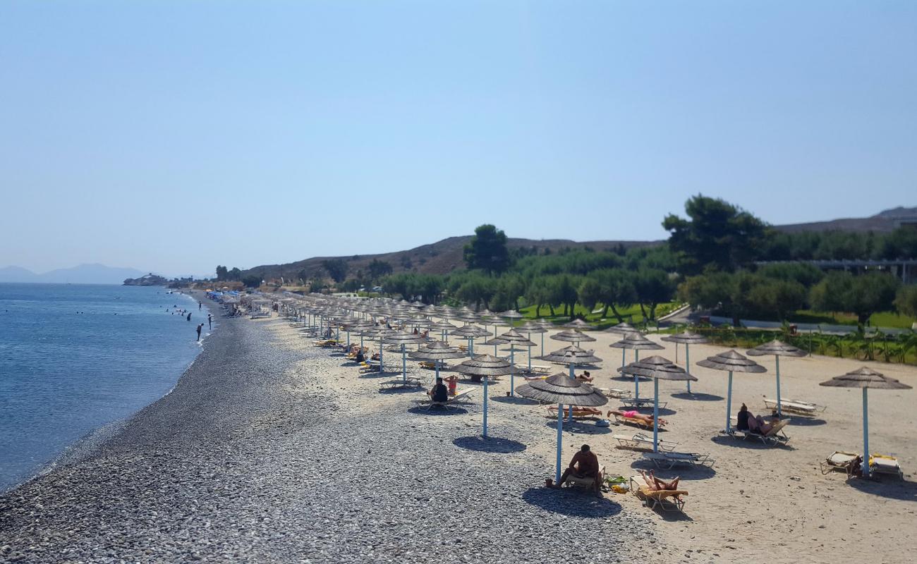 Foto de Paralia Psalidi II con guijarro fino gris superficie