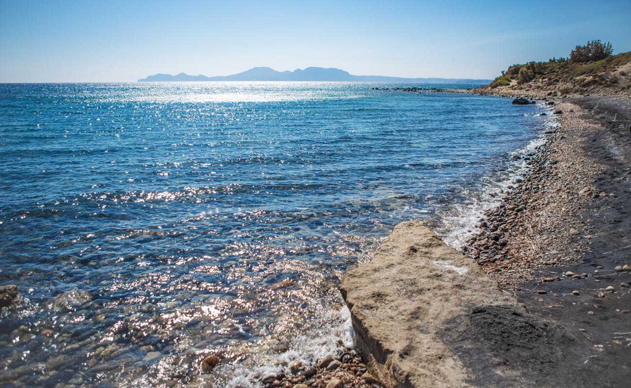 Foto de Robinson Beach II con arena/piedras blanca superficie