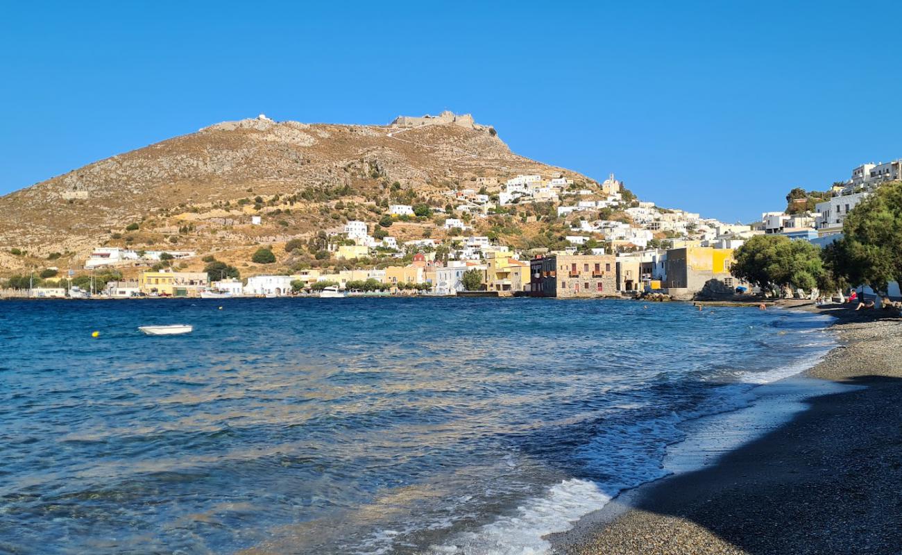 Foto de Paralia Agias Marinas con guijarro fino gris superficie