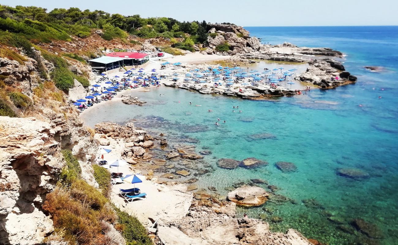 Foto de Tassos Beach con piedra superficie