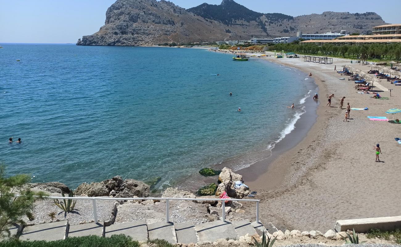 Foto de Playa Kolimpia II con arena fina y guijarros superficie