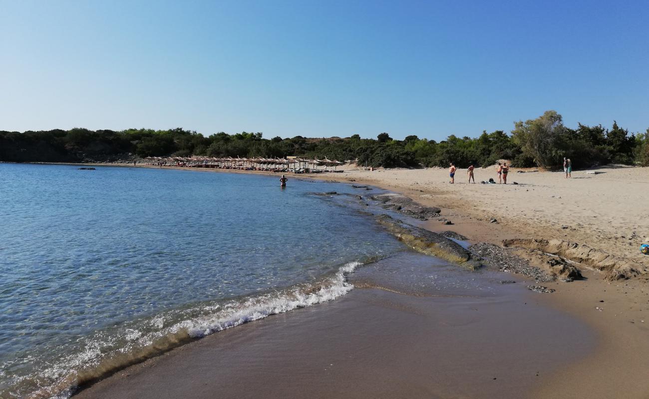 Foto de Playa Glistra con arena brillante superficie