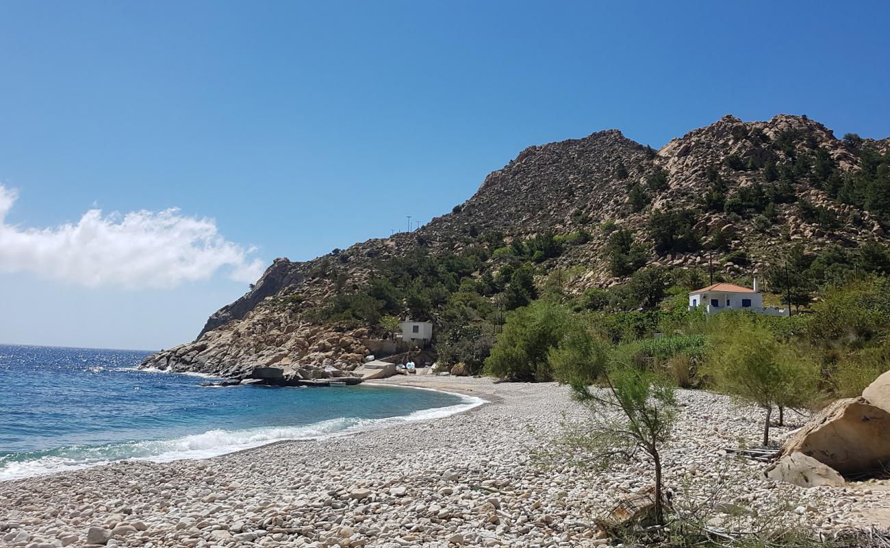 Foto de Trapalo beach con guijarro ligero superficie