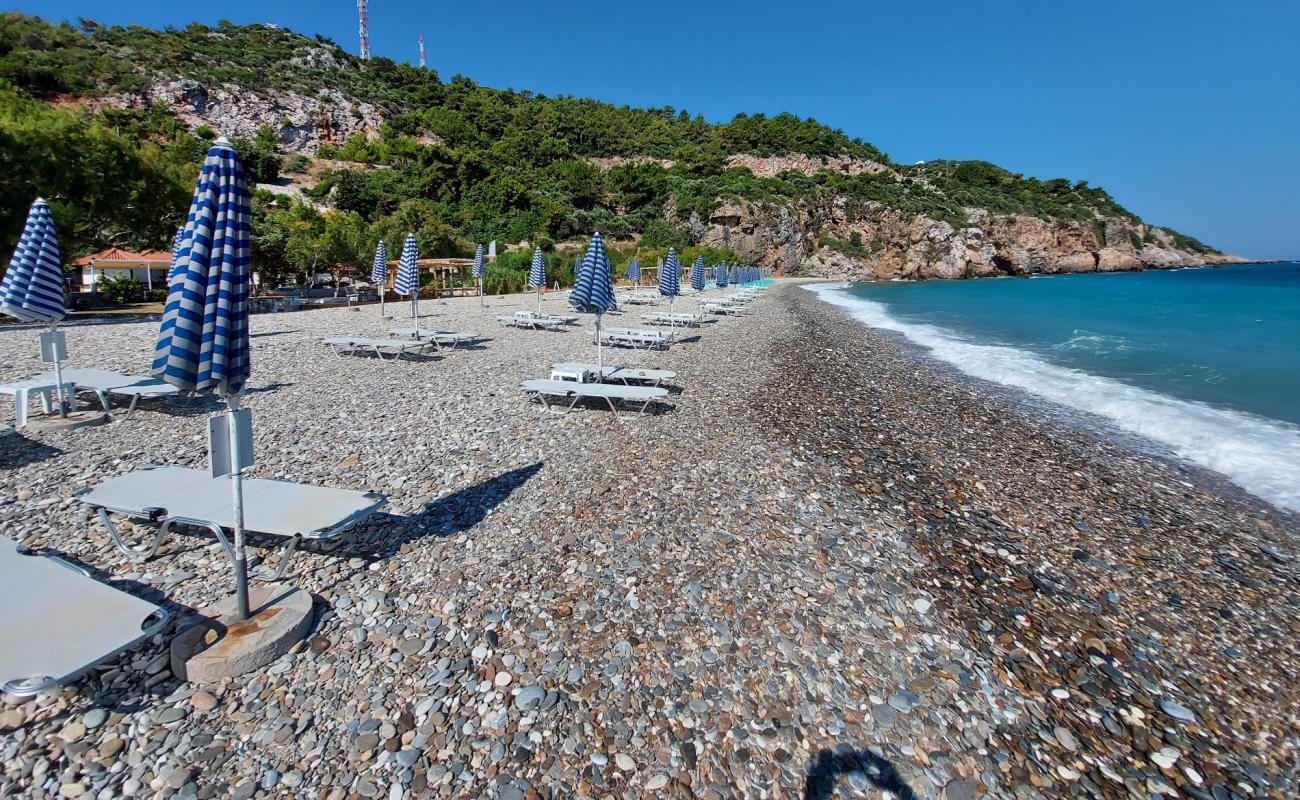 Foto de Avlakia beach con guijarro ligero superficie