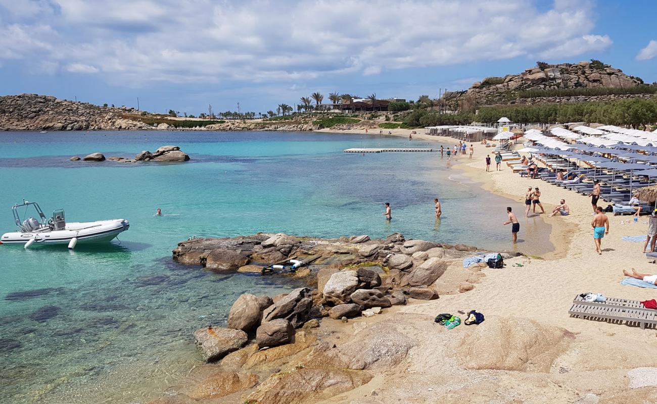 Foto de Playa Paraga con arena brillante superficie