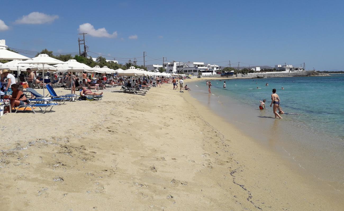 Foto de Playa de Agios Georgios con brillante arena fina superficie