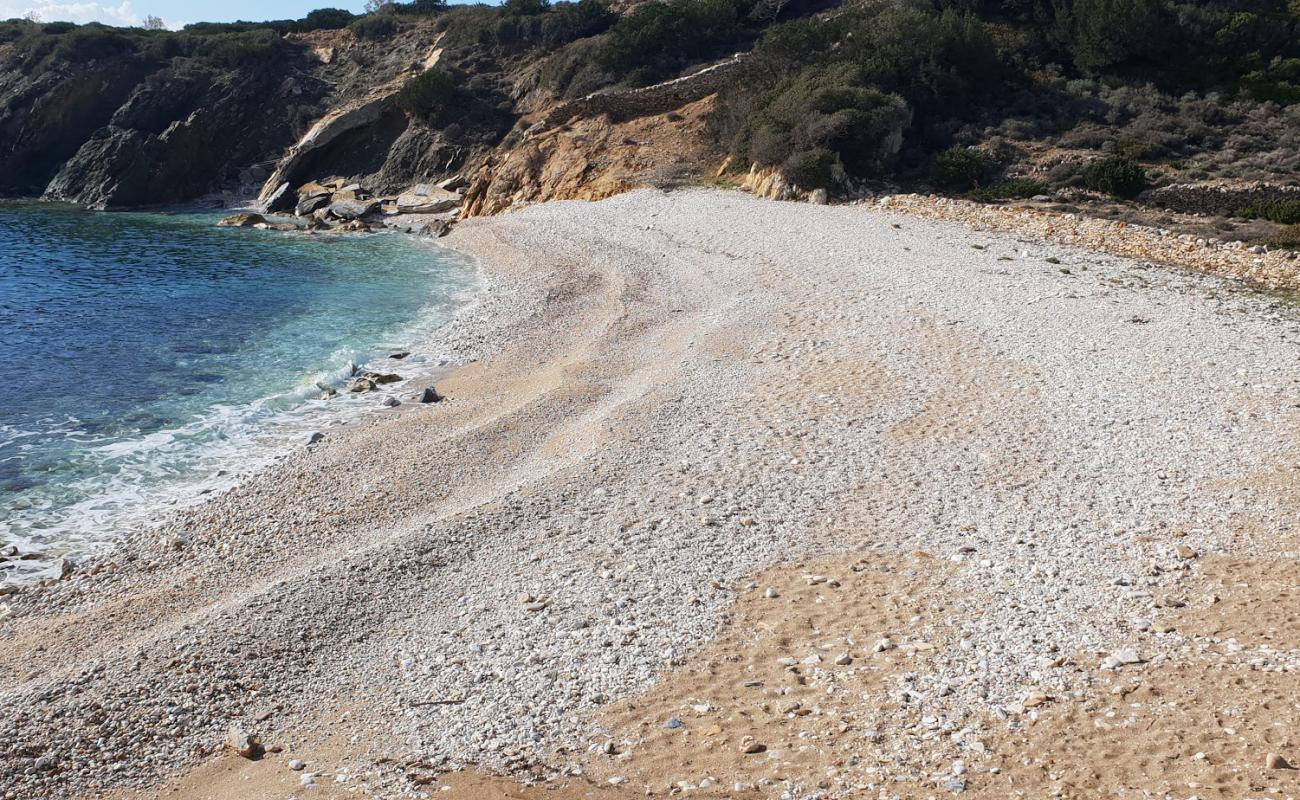 Foto de Anonimus beach con guijarro ligero superficie