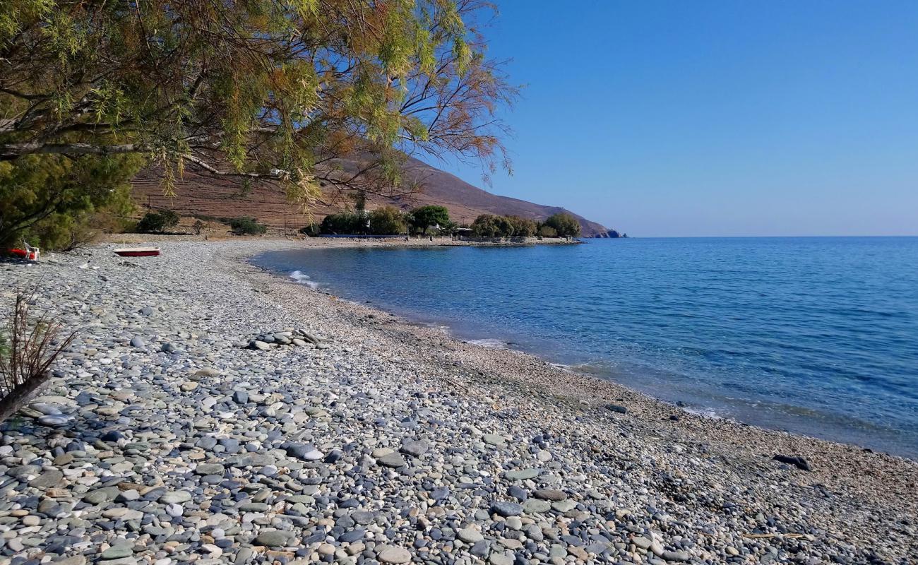 Foto de Lichnaftia beach con guijarro ligero superficie