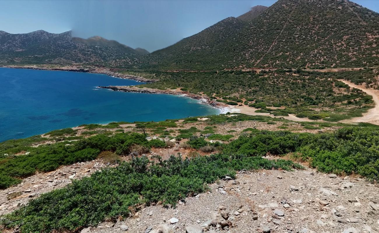 Foto de Beach Katevati con muy limpio nivel de limpieza