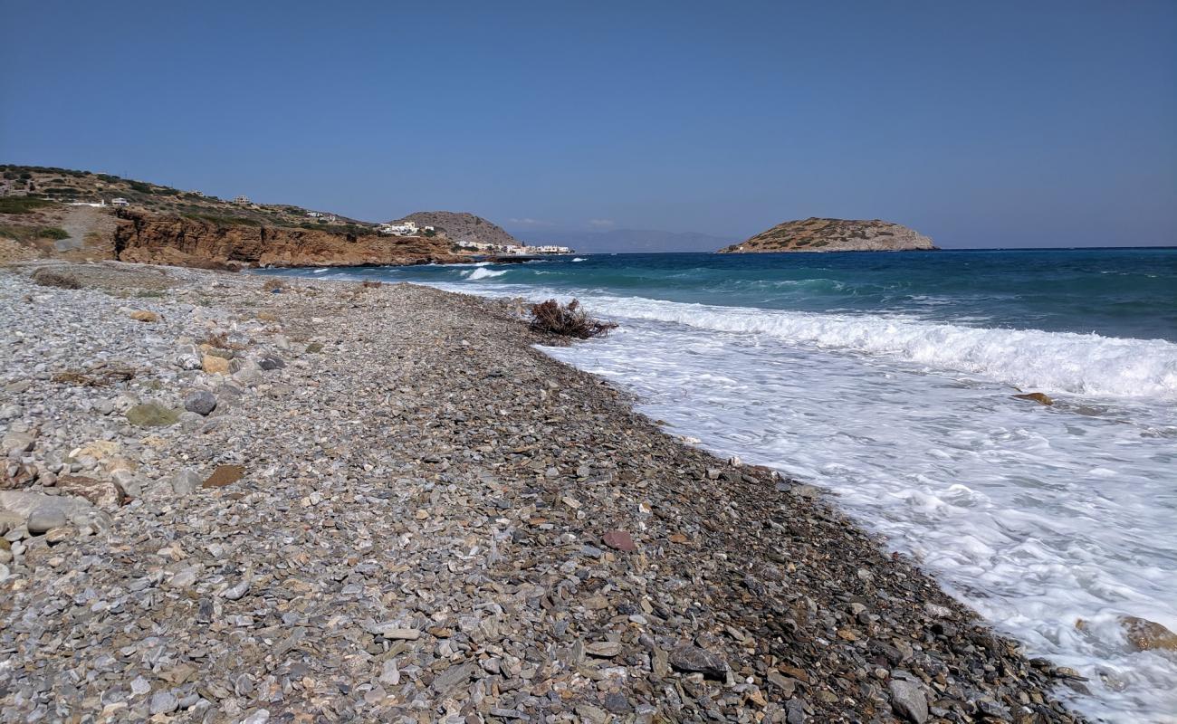 Foto de Baths beach con guijarro gris superficie