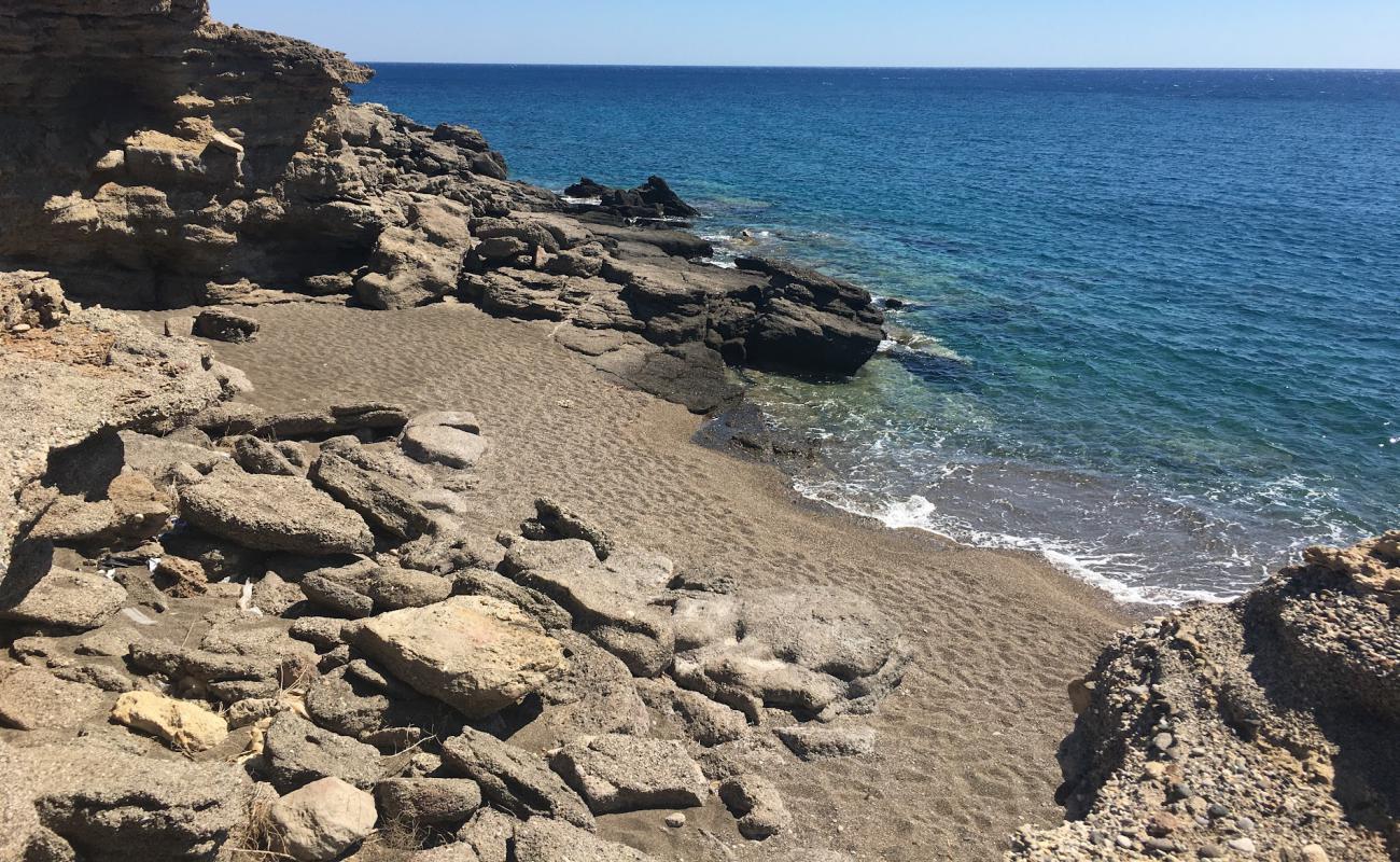 Foto de Psalidi beach con arena fina y guijarros superficie