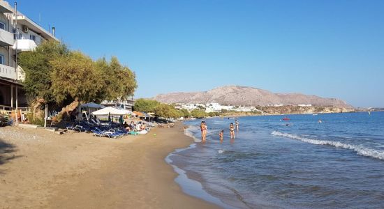 Makry-Gialos beach