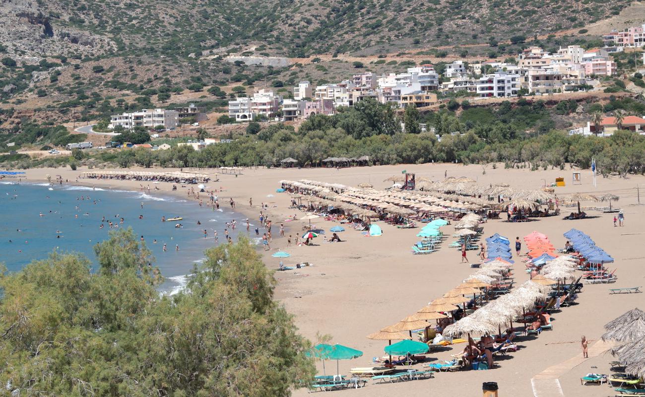 Foto de Playa de Pahia Ammos con arena fina oscura superficie