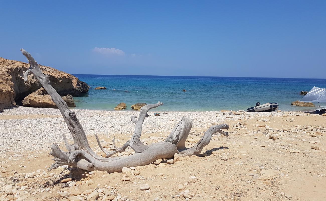 Foto de Fetife Beach con arena fina y guijarros superficie