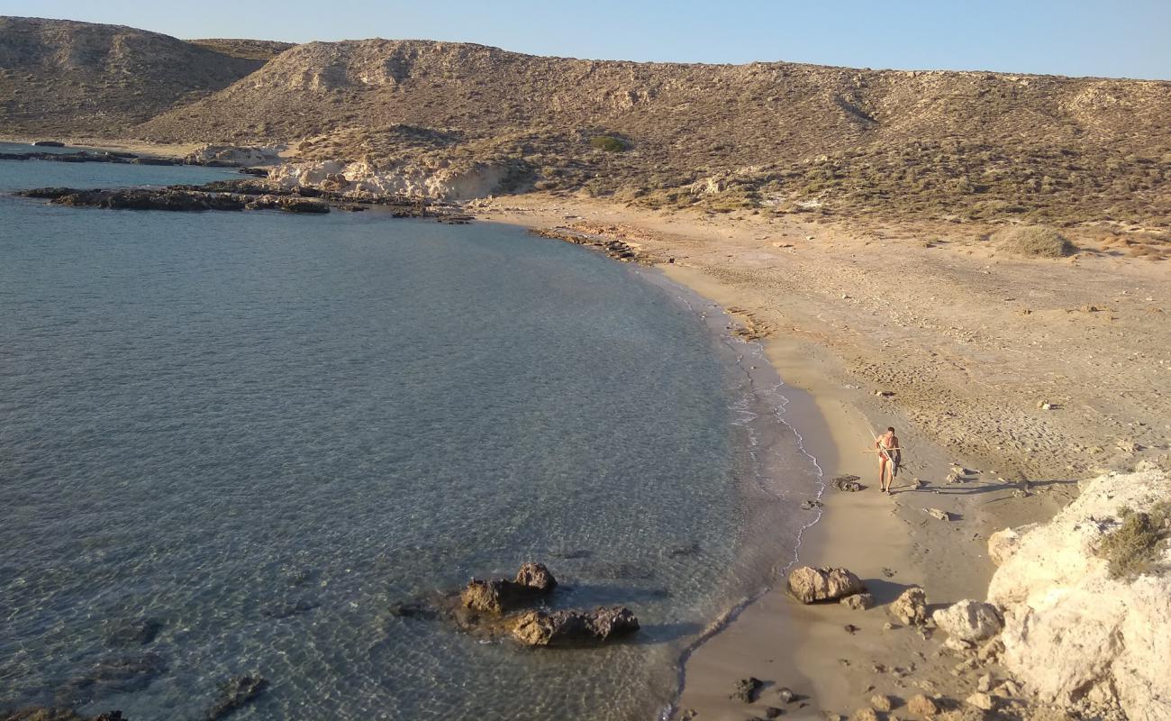 Foto de Chalasma Beach con arena brillante superficie