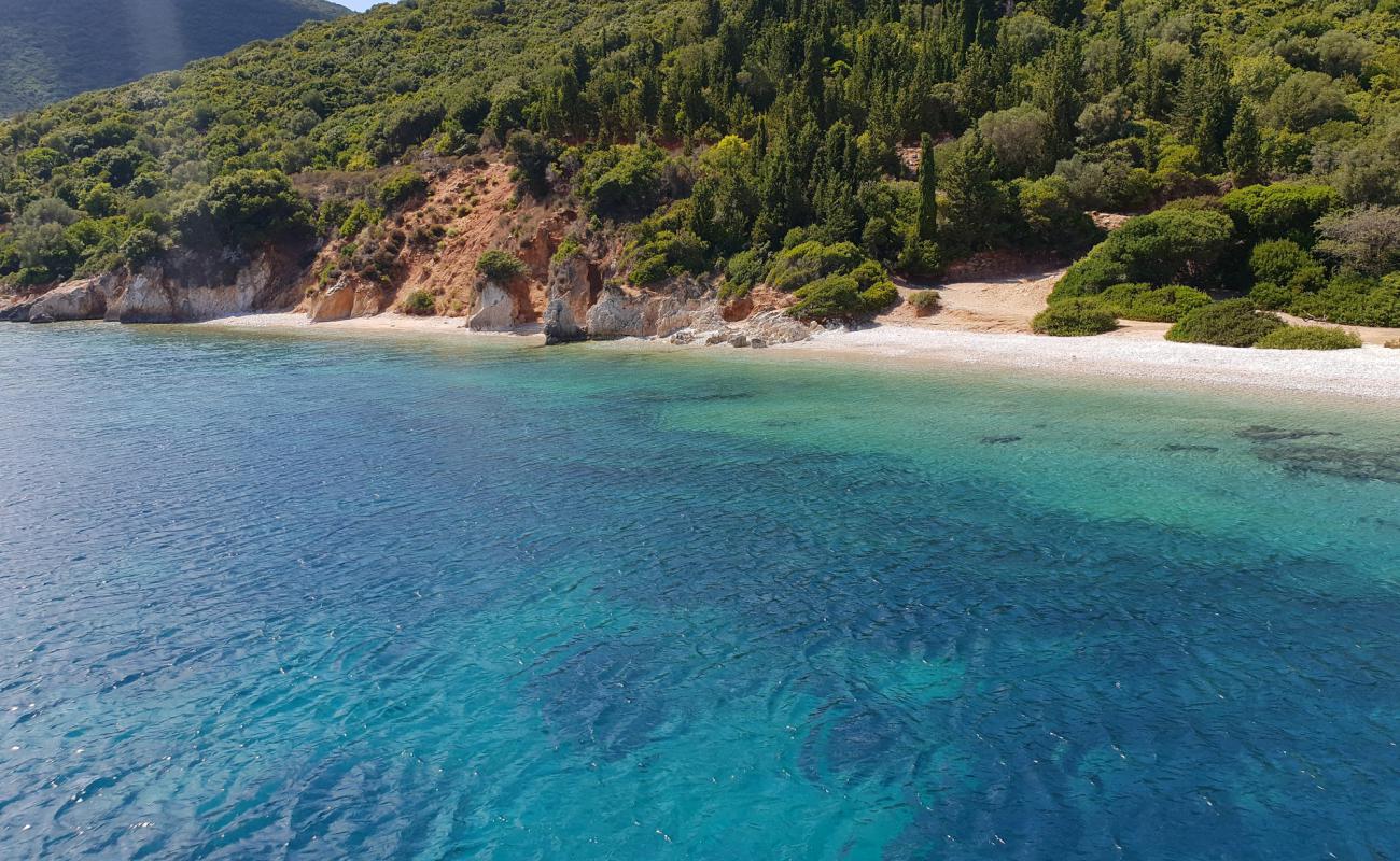 Foto de Paralia Marmagkas con arena fina y guijarros superficie