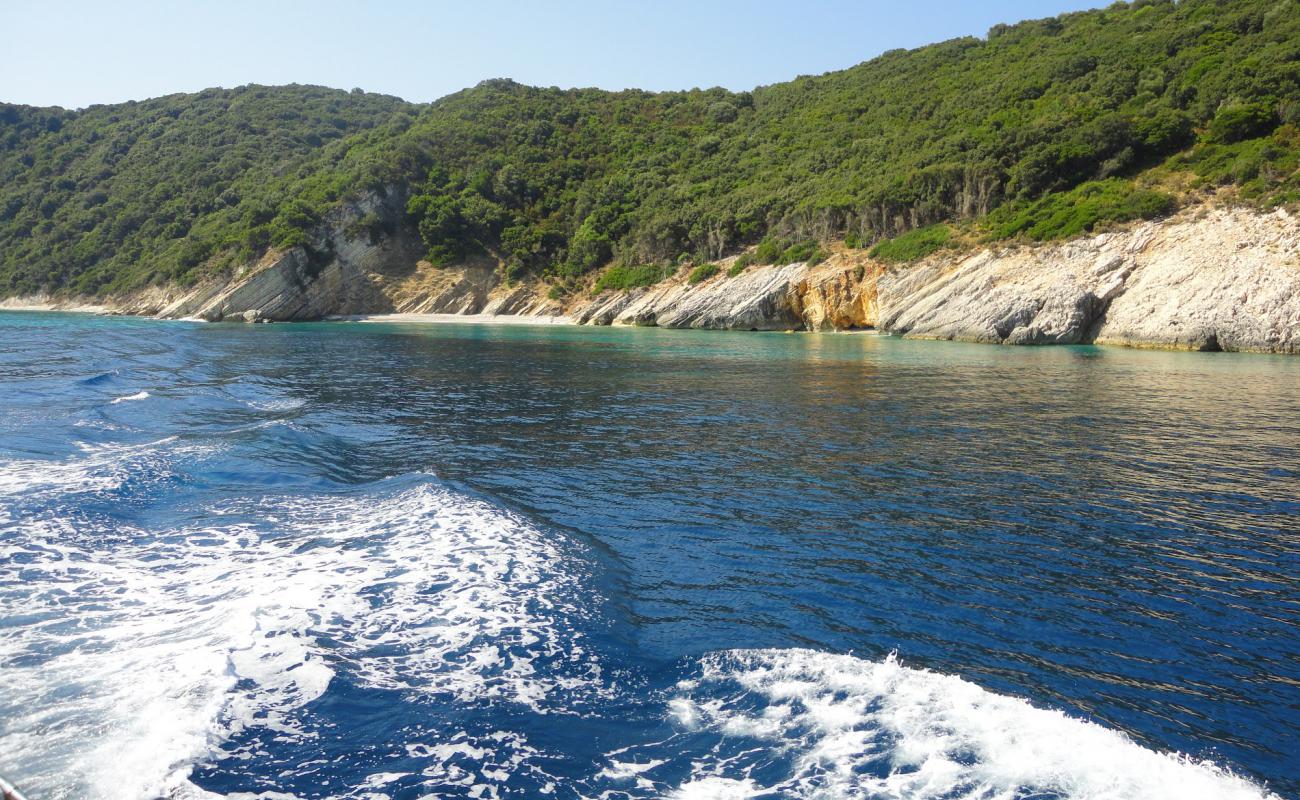 Foto de Gidaki beach II con guijarro ligero superficie