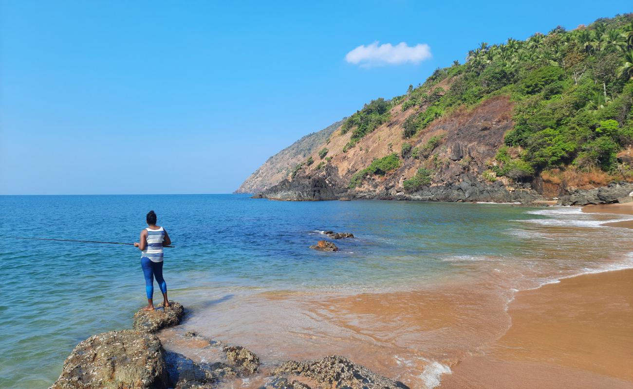 Foto de Kakolem Beach con arena brillante superficie