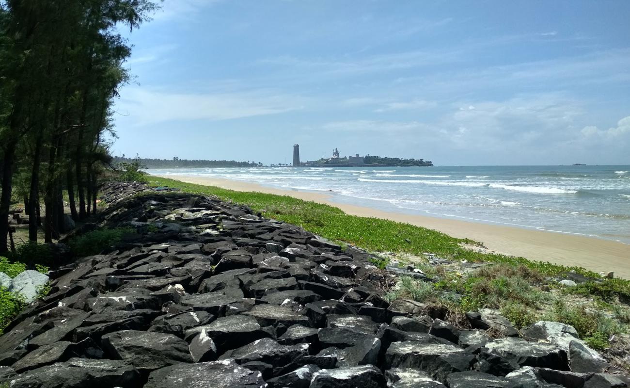 Foto de Bailur Tengara Beach con arena brillante superficie