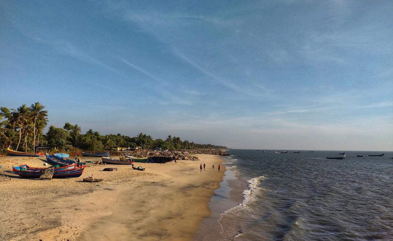 Foto de Ambalapuzha Beach con arena brillante superficie