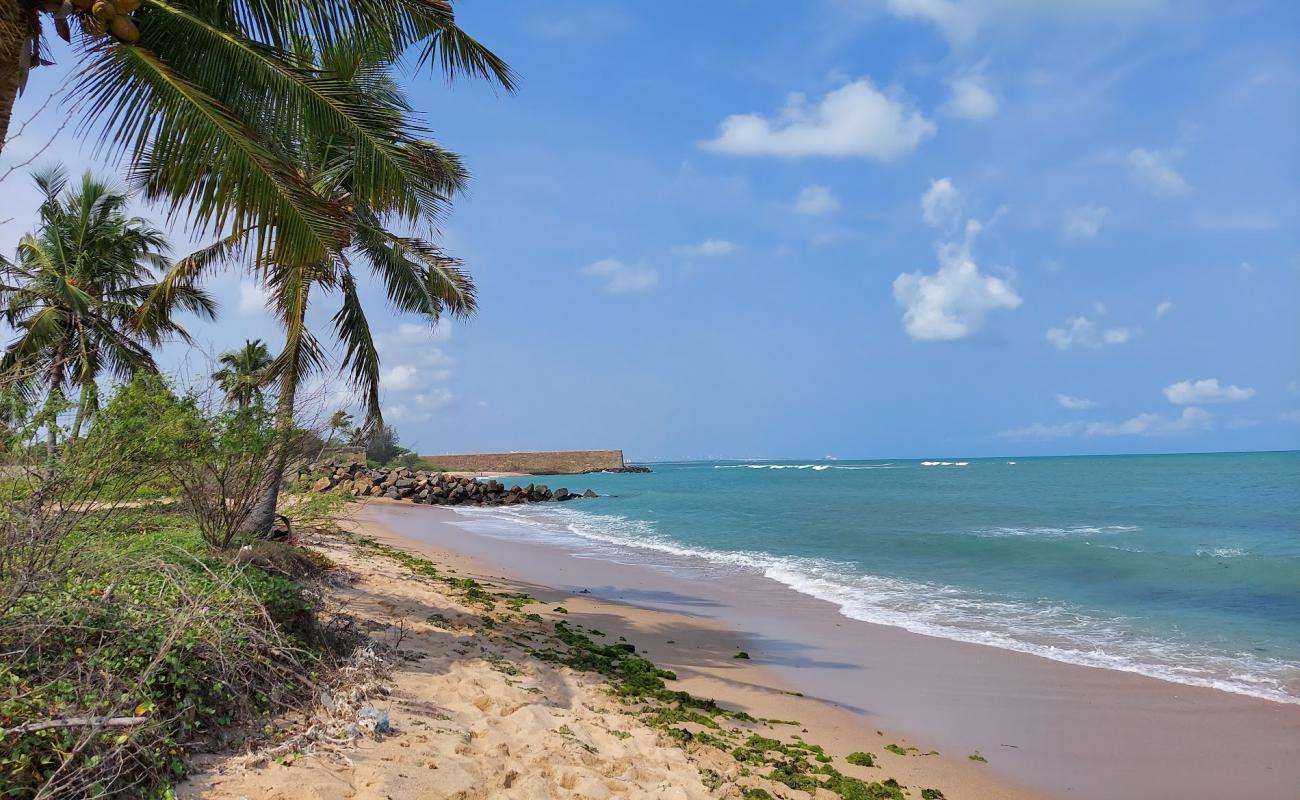 Foto de Amanakkanvilai Beach con arena brillante superficie