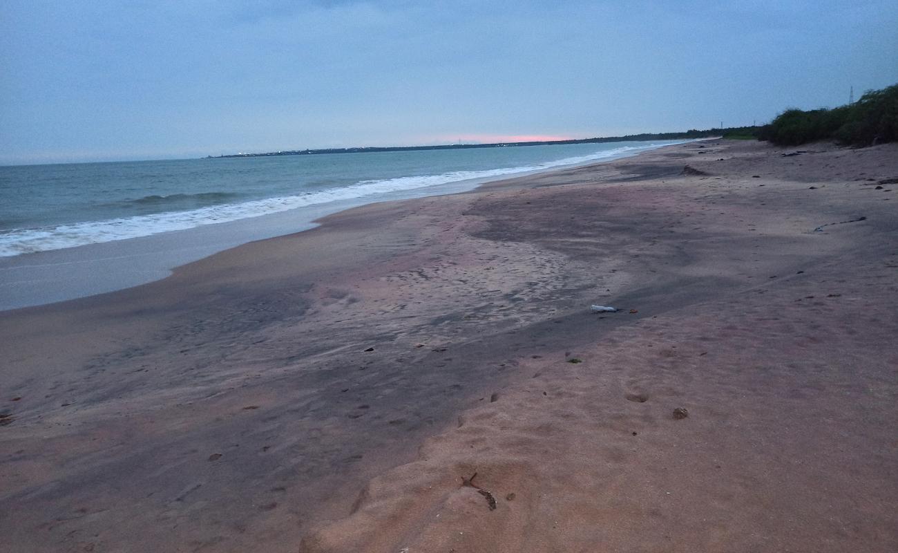 Foto de Kannankualam Beach con arena brillante superficie