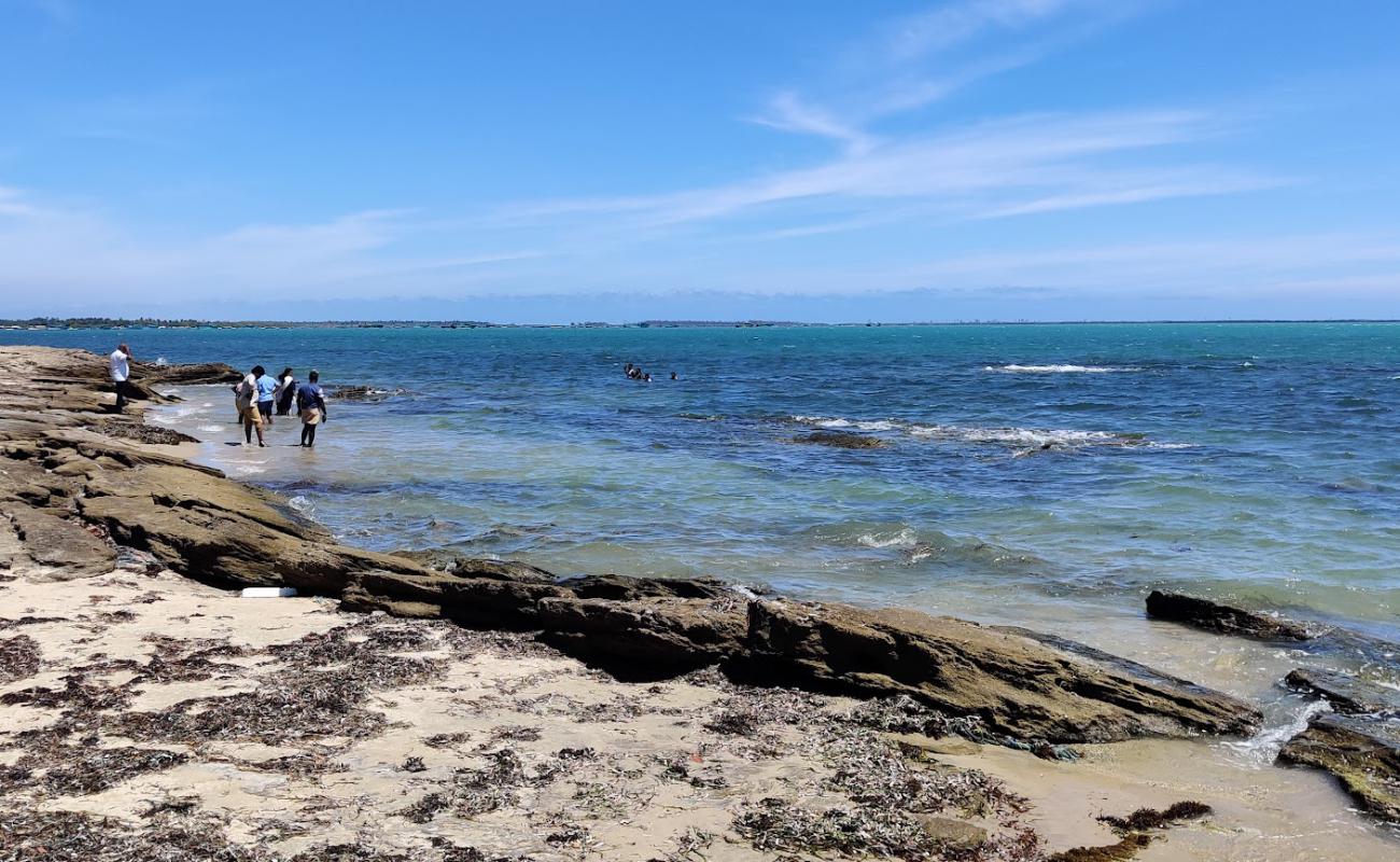 Foto de Sea Park Beach con piedra superficie