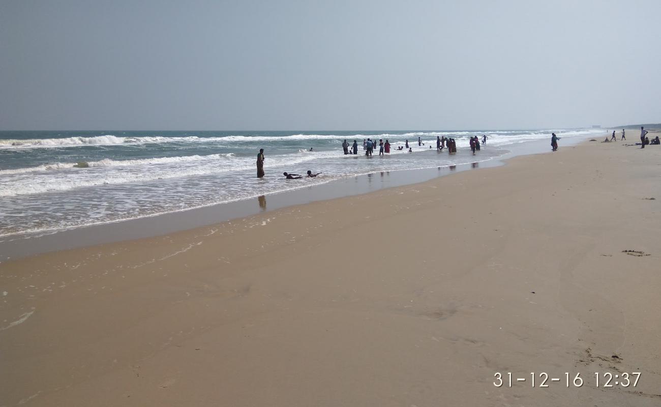 Foto de Samiyar Pettai Beach con arena brillante superficie