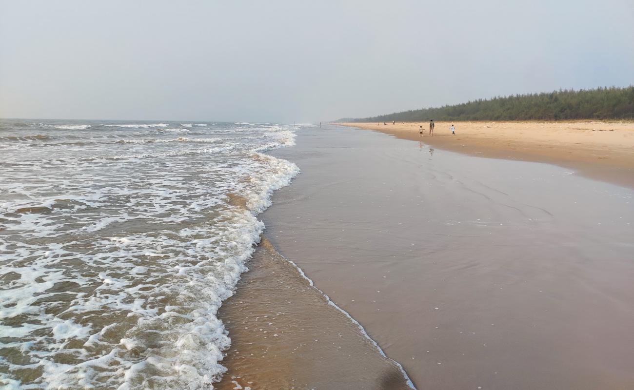 Foto de Ramapuram Shootout Beach con arena brillante superficie